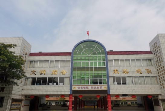 東莞萬(wàn)江第六小學(xué)